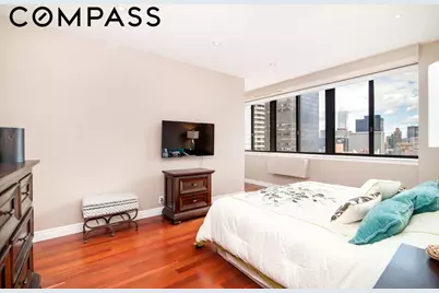 310 E 46th Street #PHG, New York City, NY 10017 - Photo 7