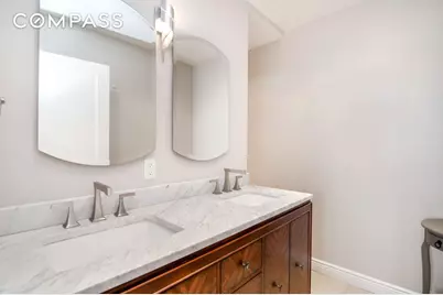 310 E 46th Street #PHG, New York City, NY 10017 - Photo 9