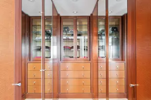 200 E 69th St, New York City, NY 10021 - Photo 9