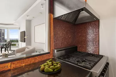 301 W 57th Street #38B, New York City, NY 10019 - Photo 5