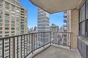 345 E 80th St, New York City, NY 10075 - Photo 15