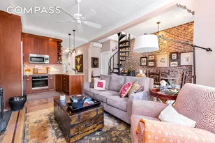 215 St Johns Pl, New York City, NY 11217 - Photo 3