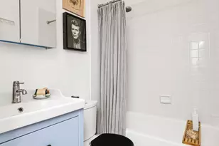 118 Clinton Ave, New York City, NY 11205 - Photo 9