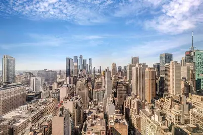 400 Fifth Avenue #42G, New York City, NY 10018 - Photo 3