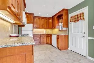 38-02 254th St, New York City, NY 11363 - Photo 9