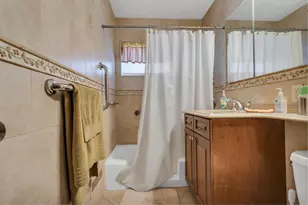 38-02 254th St, New York City, NY 11363 - Photo 15