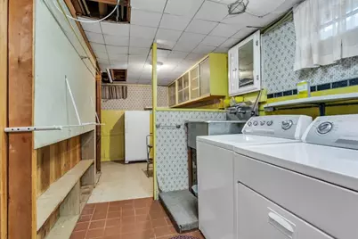 38-02 254th Street, New York City, NY 11363 - Photo 17