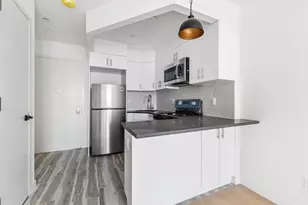 800 5th Ave, New York, NY 11232 - Photo 9