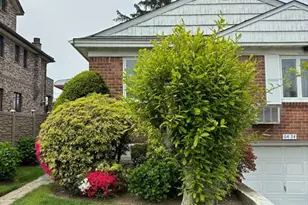 64-34 Cloverdale Blvd, New York City, NY 11364 - Photo 9