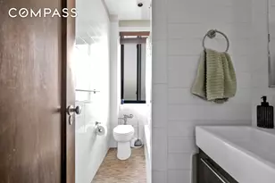 255 W 23rd St, New York, NY 10011 - Photo 21