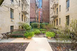 255 W 23rd St, New York, NY 10011 - Photo 31