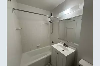 2025 Broadway #23G, New York City, NY 10023 - Photo 5