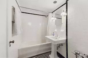 405 W 23rd St, New York City, NY 10011 - Photo 5