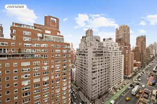 200 E 74th St, New York City, NY 10021 - Photo 3