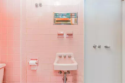 2509 E 29th Street, New York City, NY 11235 - Photo 19