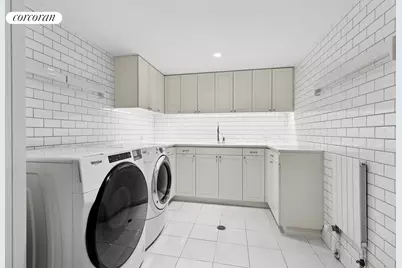 131 E 95th Street, New York City, NY 10128 - Photo 19