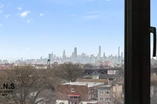 22-54 46th St, New York City, NY 11105 - Photo 19