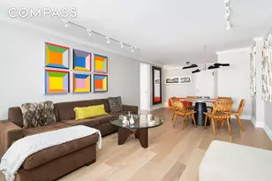 77 W 55th St, New York City, NY 10019 - Photo 5