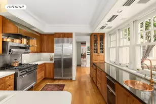 42 Monroe Pl, New York City, NY 11201 - Photo 19