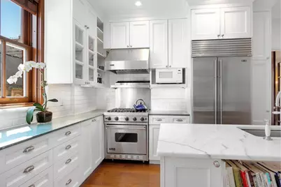 171 W 71st Street #8CE, New York City, NY 10023 - Photo 9