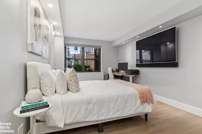 115 E 9th Street #8LM, New York City, NY 10003 - Photo 11