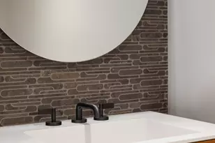 428 W 19th St, New York City, NY 10011 - Photo 9