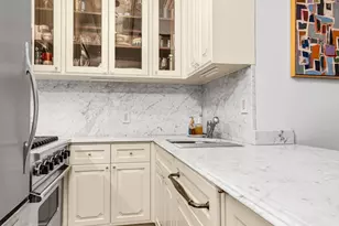 30 E 62nd St, New York City, NY 10065 - Photo 3