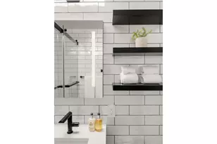 230 E 79th St, New York City, NY 10021 - Photo 15