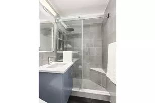 230 E 79th St, New York City, NY 10021 - Photo 17