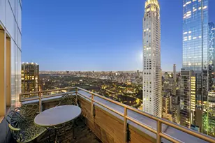 301 W 57th St, New York City, NY 10019 - Photo 11
