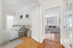 200 W 54th St, New York City, NY 10019 - Photo 9