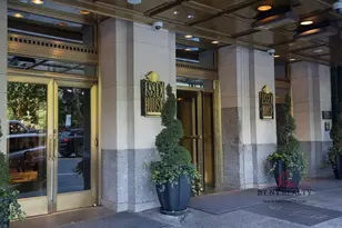 160 Central Park S, New York City, NY 10019 - Photo 11