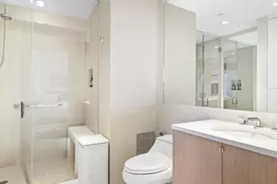 160 Central Park S, New York City, NY 10019 - Photo 9