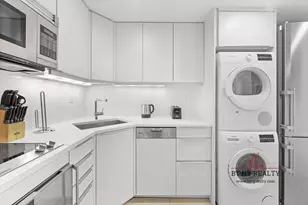 160 Central Park S, New York City, NY 10019 - Photo 7