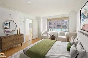 315 W 70th St, New York City, NY 10023 - Photo 3