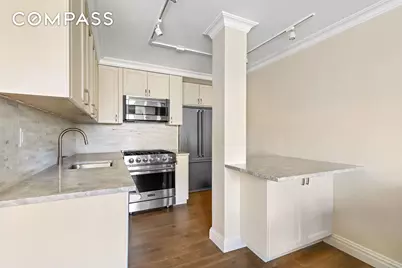 551 Main Street #208, New York City, NY 10044 - Photo 17