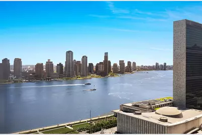 845 United Nations Plaza #43C, New York City, NY 10017 - Photo 13