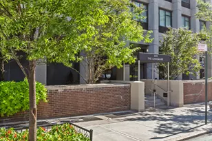 300 E 59th St, New York City, NY 10022 - Photo 17