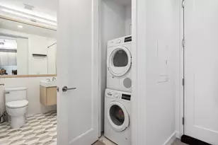 29-18 41st Ave, New York City, NY 11101 - Photo 7