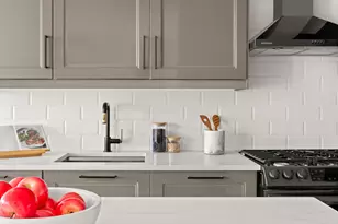 659 Baltic St, New York City, NY 11217 - Photo 9