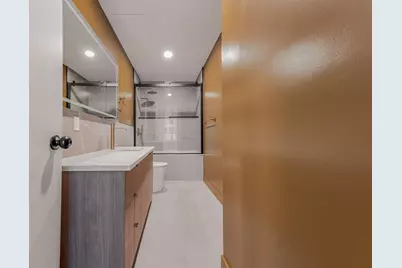 146 W 57th Street #52-E, New York City, NY 10019 - Photo 13