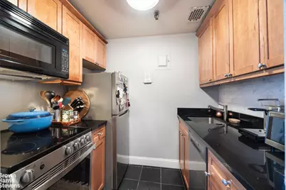 173 Hicks Street #4C, New York City, NY 11201 - Photo 5