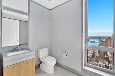 200 E 95th Street #27C, New York City, NY 10128 - Photo 7