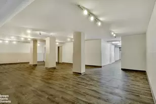 209 W 118th St, New York City, NY 10026 - Photo 9