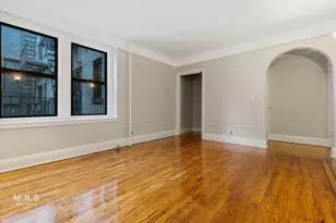 43-09 40th St, New York City, NY 11104 - Photo 3