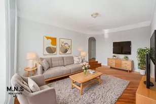 43-34 49th St, New York City, NY 11104 - Photo 3