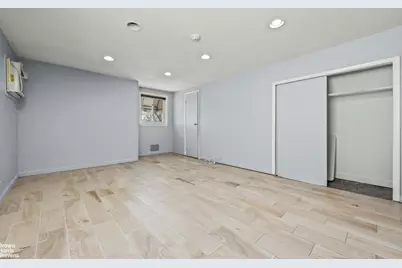 132-55 154th Street, New York City, NY 11434 - Photo 13