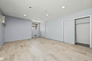 132-55 154th St, New York City, NY 11434 - Photo 17