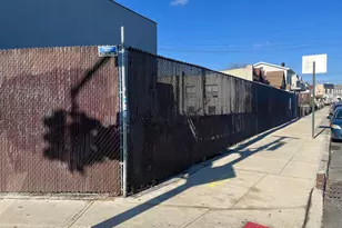 72-17 Grand Ave, New York City, NY 11378 - Photo 7