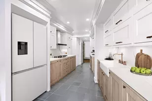 983 Park Ave, New York City, NY 10028 - Photo 9